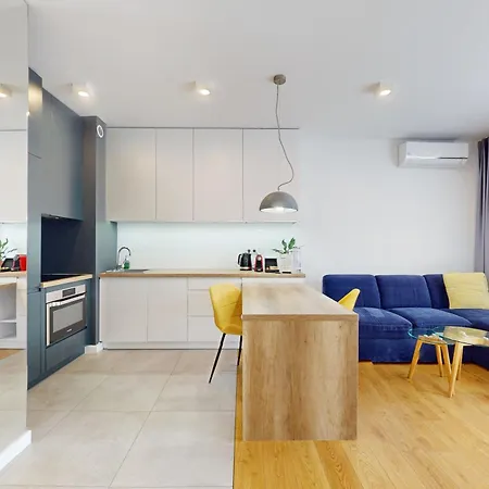 Z Garazem Podziemnym *