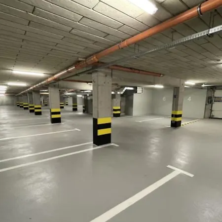 Z Garazem Podziemnym