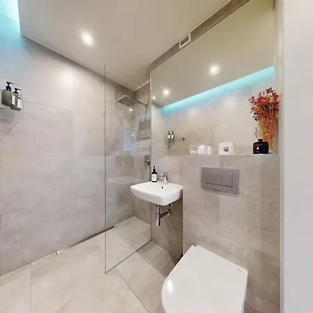 Z Garazem Podziemnym *